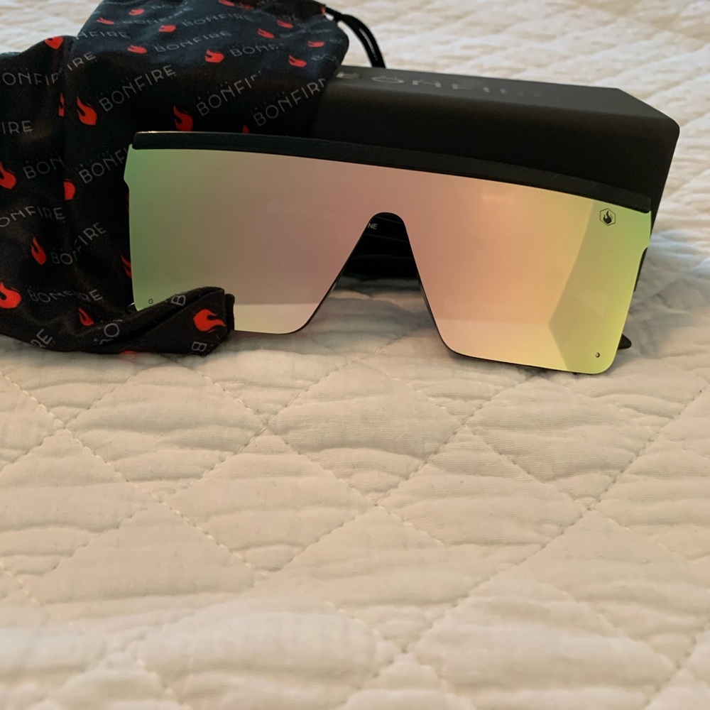 American Bonfire sunglasses- Pink (Gringa)